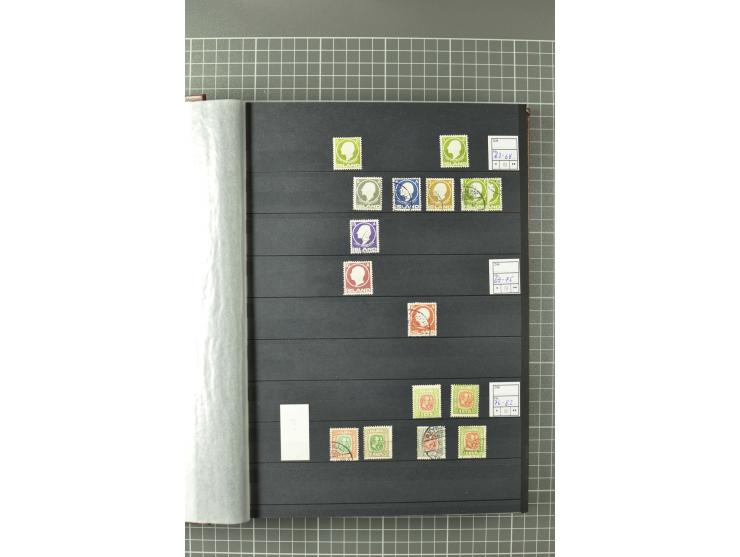 1876/2002, postfrische, ungebrauchte und gestempelte Sammlung mit u.a. Mi.-Nr. 119-20, 124 (4er-Block), 142/46 (2) etc.