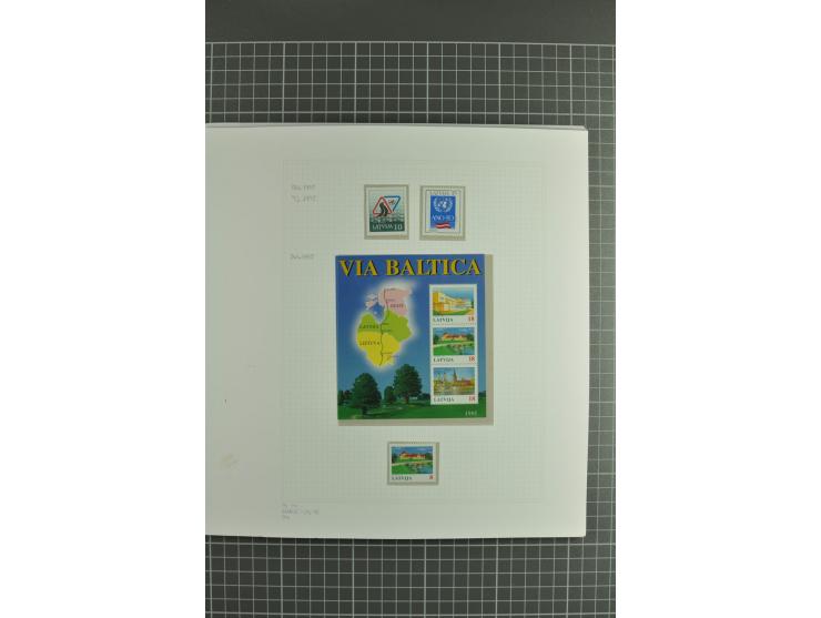1918/2000, enorm umfangreiche ungebrauchte/postfrische und gestempelte Sammlung mit einer Vielzahl an guten Werten und Besond
