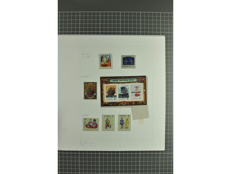 1918/2000, enorm umfangreiche ungebrauchte/postfrische und gestempelte Sammlung mit einer Vielzahl an guten Werten und Besond
