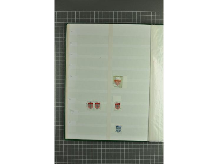 1918/2000, enorm umfangreiche ungebrauchte/postfrische und gestempelte Sammlung mit einer Vielzahl an guten Werten und Besond