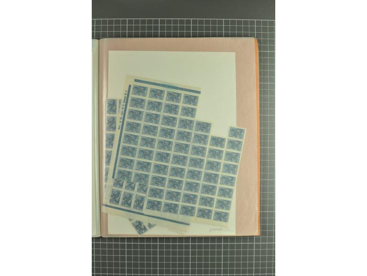 1918/2000, enorm umfangreiche ungebrauchte/postfrische und gestempelte Sammlung mit einer Vielzahl an guten Werten und Besond