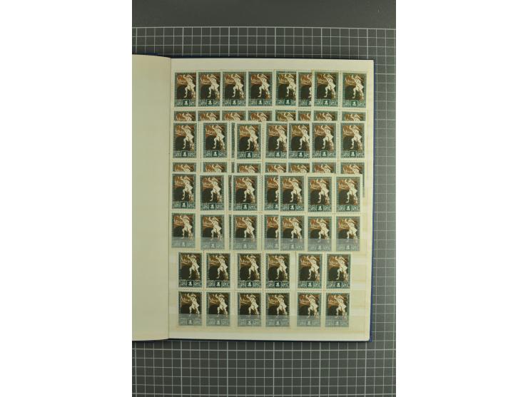 1918/2000, enorm umfangreiche ungebrauchte/postfrische und gestempelte Sammlung mit einer Vielzahl an guten Werten und Besond