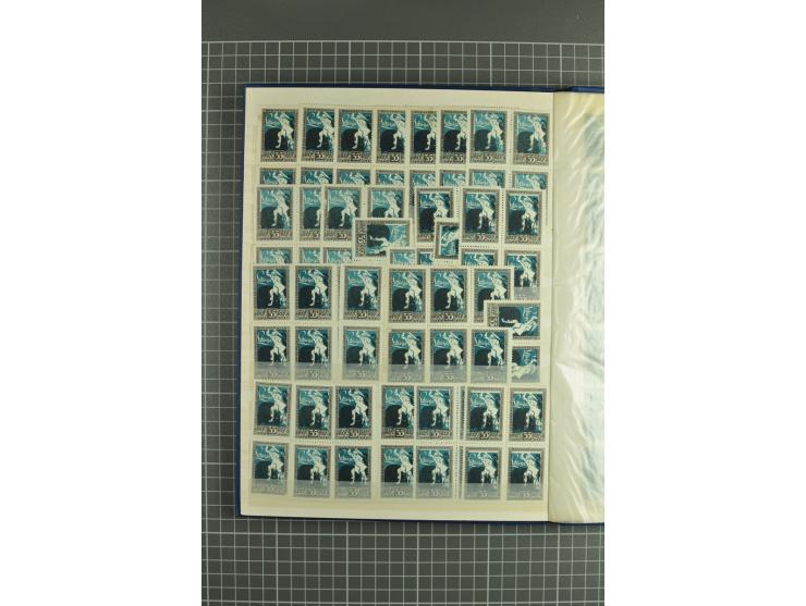 1918/2000, enorm umfangreiche ungebrauchte/postfrische und gestempelte Sammlung mit einer Vielzahl an guten Werten und Besond