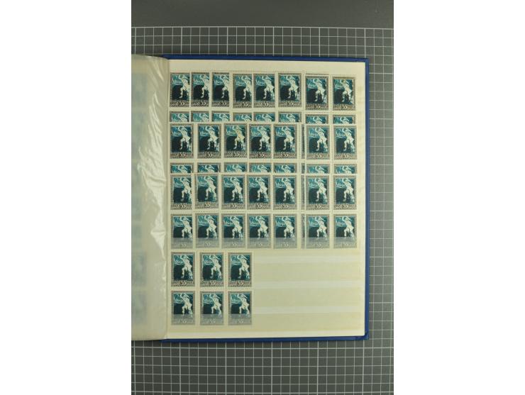 1918/2000, enorm umfangreiche ungebrauchte/postfrische und gestempelte Sammlung mit einer Vielzahl an guten Werten und Besond