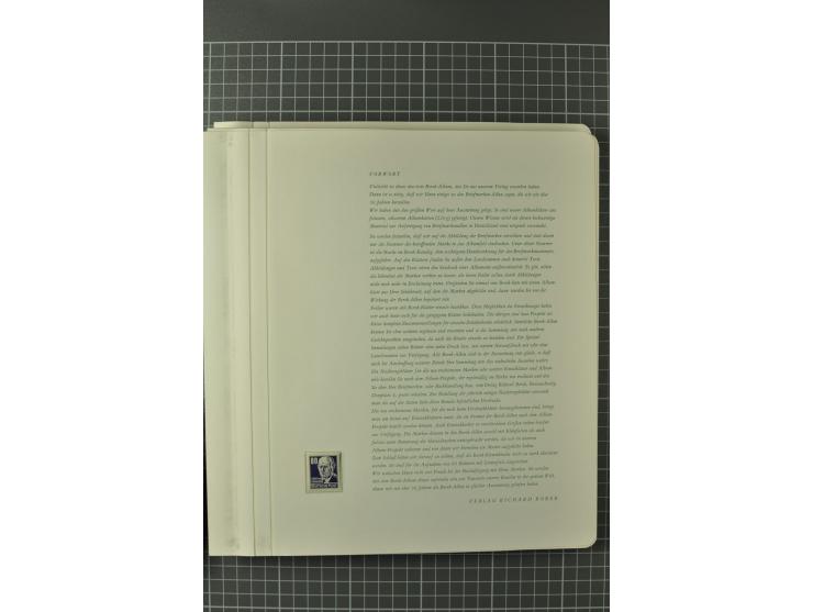 1850/1950 (ca.), postfrische, ungebrauchte und gestempelte Partie in 2 Alben, dabei u.a. Block 1 mit Sstpl., 555-56A, 588, Bl