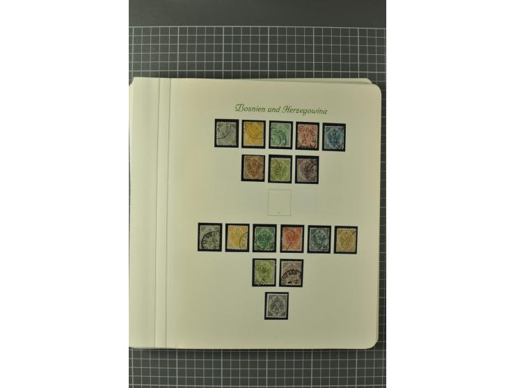 1850/1950 (ca.), postfrische, ungebrauchte und gestempelte Partie in 2 Alben, dabei u.a. Block 1 mit Sstpl., 555-56A, 588, Bl