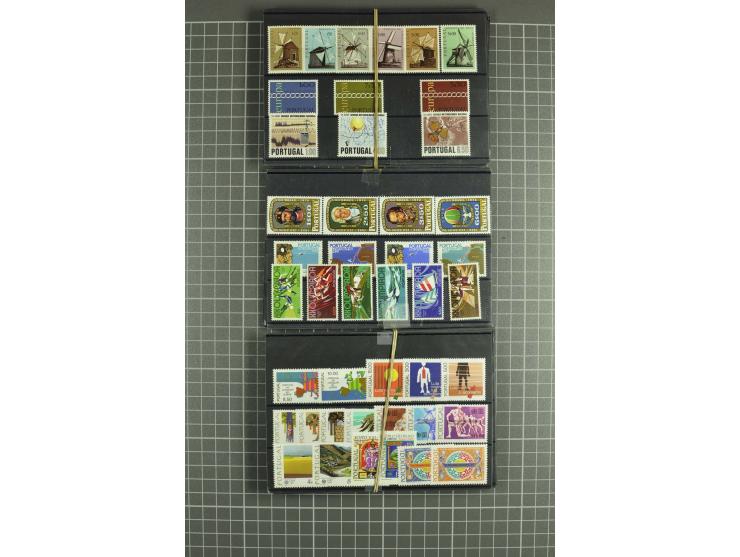 1910/83, postfrischer und ungebrauchter Bestand, dabei kpl. Jahrgang 1943 (30), kpl. Jahrgang 1952 (145) etc., sehr hoher Kat