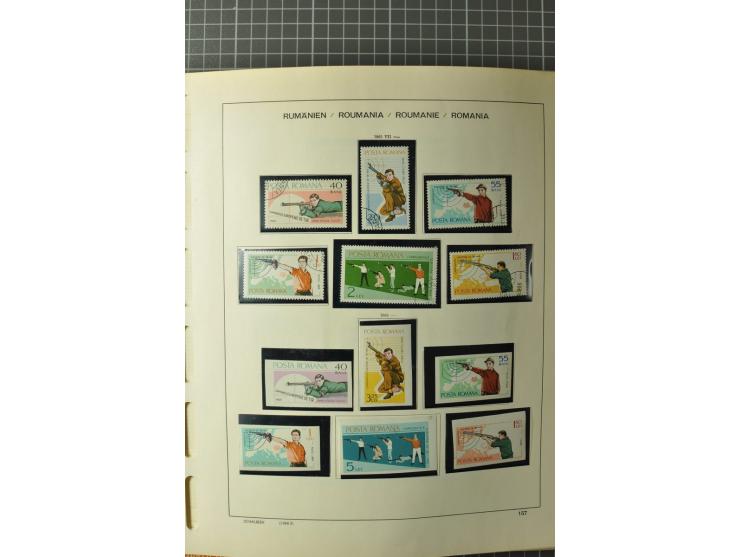 1858/1971, sehr inhaltsreiche und hochinteressante Sammlung mit etlichen besseren Werten, dabei Mi.-Nr. 5Iy,  6ay im waagerec