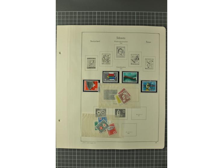 1843/1960 (ca.), postfrische, ungebrauchte und gestempelte Sammlung, dabei bessere klassische Werte, Pax, schöner Teil Ämter,
