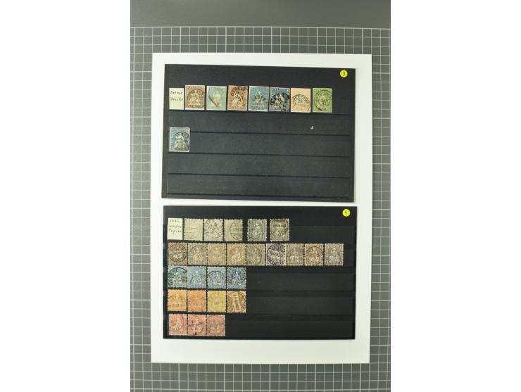 1858/81, Strubli-Ausgaben, 148 gestempelte Werte inkl. 50 geschnittenen Marken ab Erstdrucken, dabei Marken mit Rändern, klar