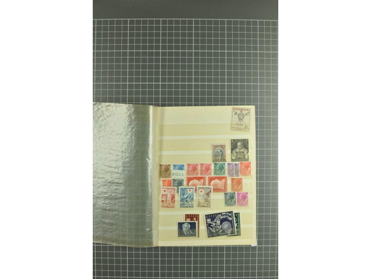 1850/1950, gute Sammlung mit einer Vielzahl an besseren Werten beginnend mit Mi.-Nr.  2 (3) und  4 mit zwei waagerechten Paar