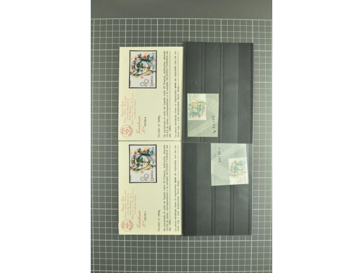 1930/89 (ca.), postfrische Partie von etwa 640 Abarten, dabei ungezähnte Marken, Farbfehldrucke, fehlende Farben, etc.; viele
