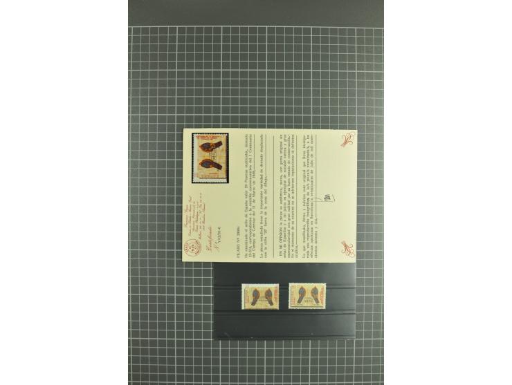 1930/89 (ca.), postfrische Partie von etwa 640 Abarten, dabei ungezähnte Marken, Farbfehldrucke, fehlende Farben, etc.; viele