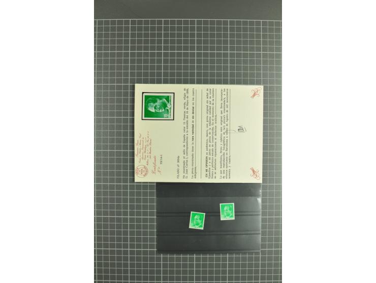 1930/89 (ca.), postfrische Partie von etwa 640 Abarten, dabei ungezähnte Marken, Farbfehldrucke, fehlende Farben, etc.; viele