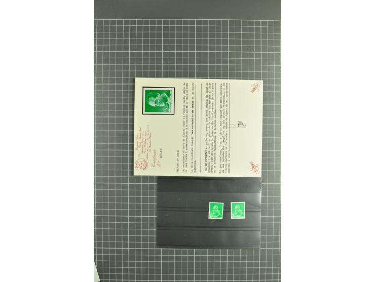 1930/89 (ca.), postfrische Partie von etwa 640 Abarten, dabei ungezähnte Marken, Farbfehldrucke, fehlende Farben, etc.; viele