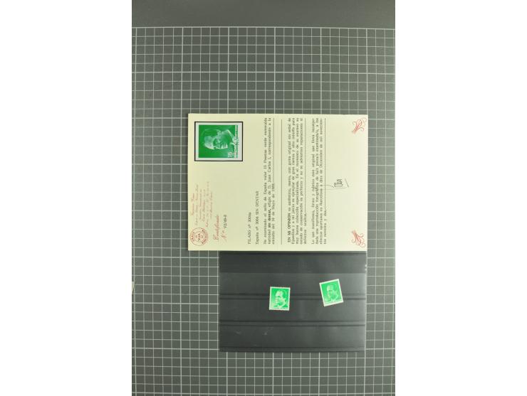 1930/89 (ca.), postfrische Partie von etwa 640 Abarten, dabei ungezähnte Marken, Farbfehldrucke, fehlende Farben, etc.; viele