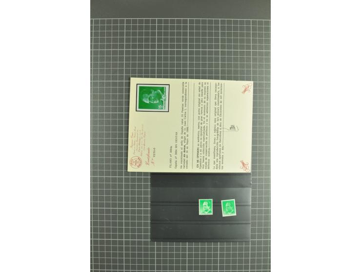 1930/89 (ca.), postfrische Partie von etwa 640 Abarten, dabei ungezähnte Marken, Farbfehldrucke, fehlende Farben, etc.; viele