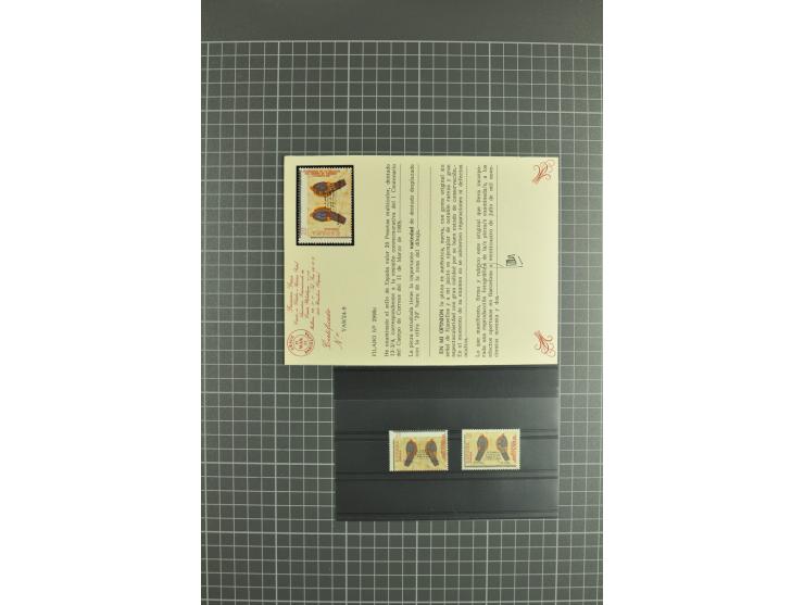 1930/89 (ca.), postfrische Partie von etwa 640 Abarten, dabei ungezähnte Marken, Farbfehldrucke, fehlende Farben, etc.; viele