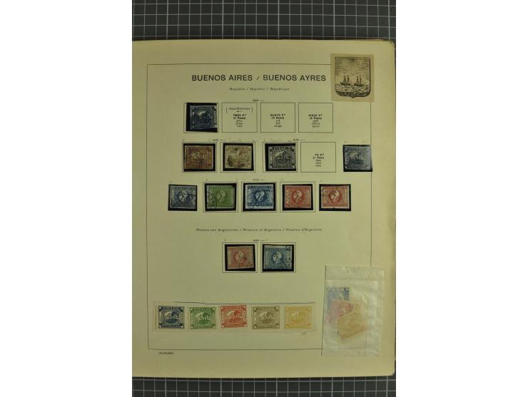 1858/1960 (ca.), kleine Sammlung inklusive Staaten, dabei 29 Werte Corrientes