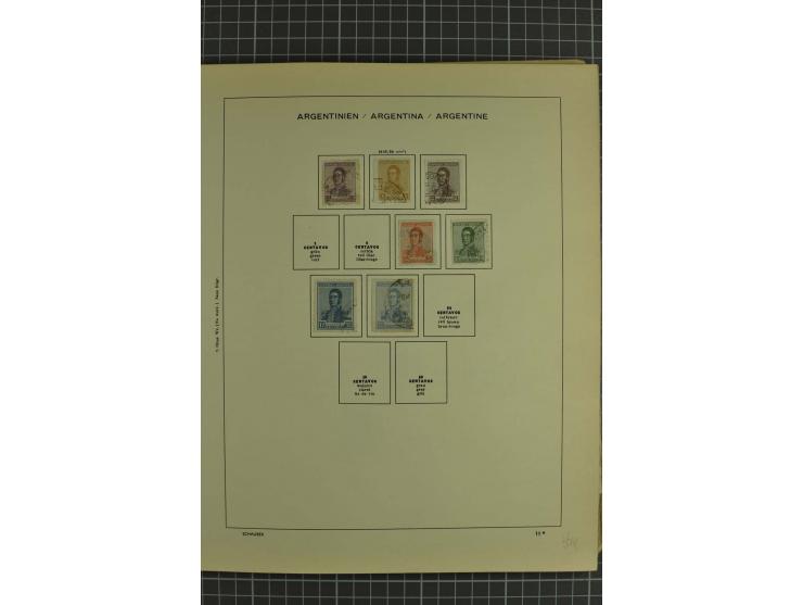 1858/1960 (ca.), kleine Sammlung inklusive Staaten, dabei 29 Werte Corrientes