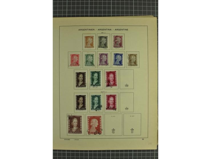 1858/1960 (ca.), kleine Sammlung inklusive Staaten, dabei 29 Werte Corrientes