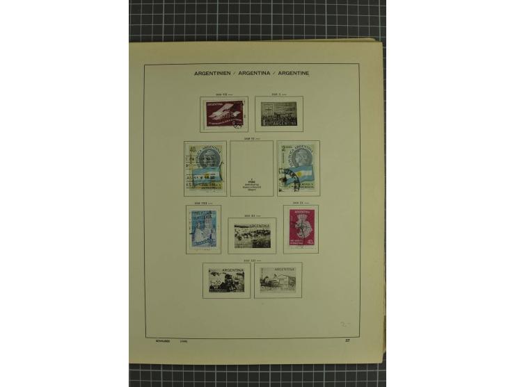 1858/1960 (ca.), kleine Sammlung inklusive Staaten, dabei 29 Werte Corrientes
