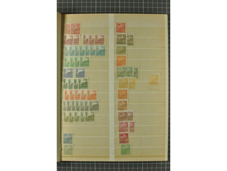 1949/2011, postfrischer, ungebrauchter und gestempelter Posten mit Doubletten, dabei Provinzen, einige ältere Ausgaben, etwas