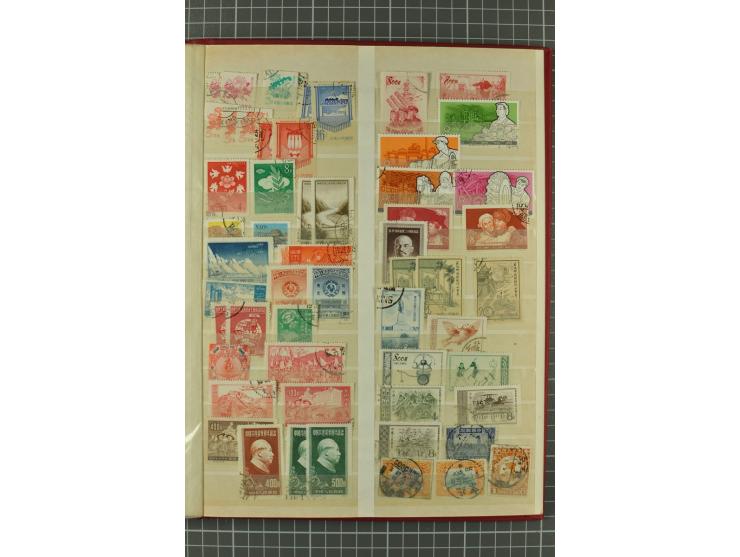 1949/2011, postfrischer, ungebrauchter und gestempelter Posten mit Doubletten, dabei Provinzen, einige ältere Ausgaben, etwas