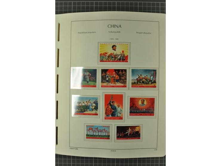 1966/2000, postfrische zweibändige Sammlung, nicht kpl., aber u.a Mi.-Nr. 966-76, 995-1008, 1020-24, Bl.12-22 etc.