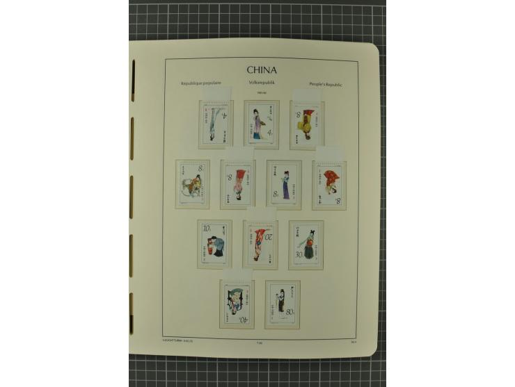 1966/2000, postfrische zweibändige Sammlung, nicht kpl., aber u.a Mi.-Nr. 966-76, 995-1008, 1020-24, Bl.12-22 etc.