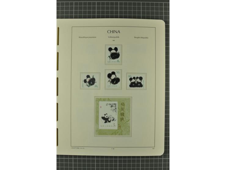 1966/2000, postfrische zweibändige Sammlung, nicht kpl., aber u.a Mi.-Nr. 966-76, 995-1008, 1020-24, Bl.12-22 etc.