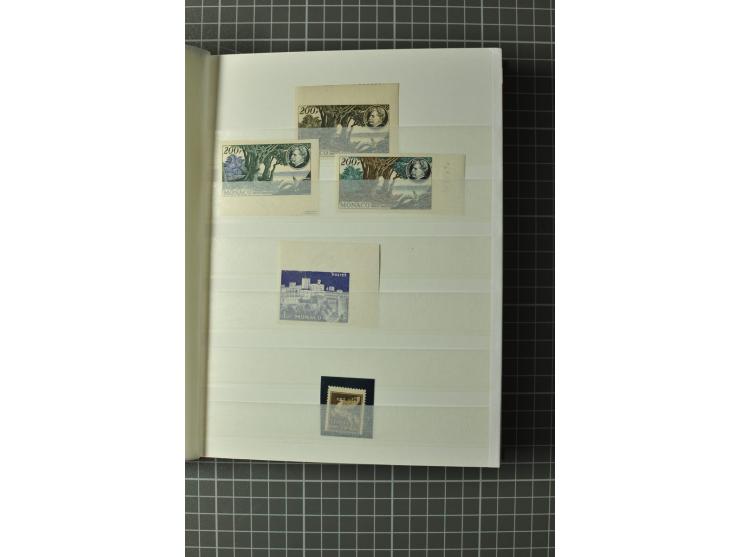 1850/1960, kleines Steckbuch mit besseren und kompletten Ausgaben inkl. 4 Briefen, dabei ungezähnte Marken von Monaco und Vat