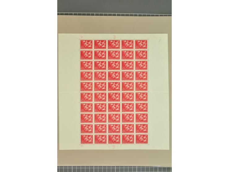 1950/2000, Großartige Spezialsammlung - Siehe beiligenden 8-seitigen Flyer
Für Abbildungen der kompletten Sammlung siehe www