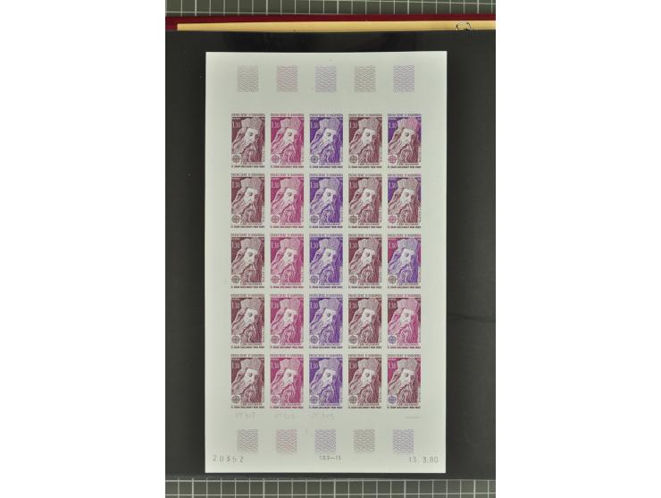1950/2000, Großartige Spezialsammlung - Siehe beiligenden 8-seitigen Flyer
Für Abbildungen der kompletten Sammlung siehe www
