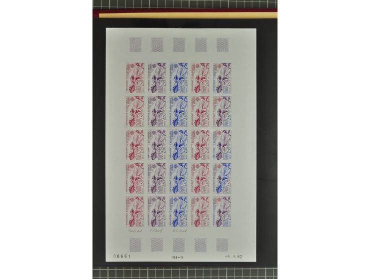 1950/2000, Großartige Spezialsammlung - Siehe beiligenden 8-seitigen Flyer
Für Abbildungen der kompletten Sammlung siehe www