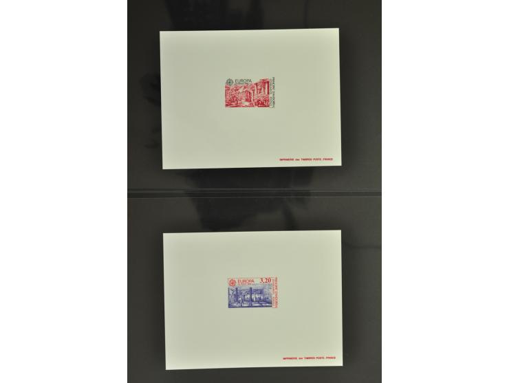 1950/2000, Großartige Spezialsammlung - Siehe beiligenden 8-seitigen Flyer
Für Abbildungen der kompletten Sammlung siehe www