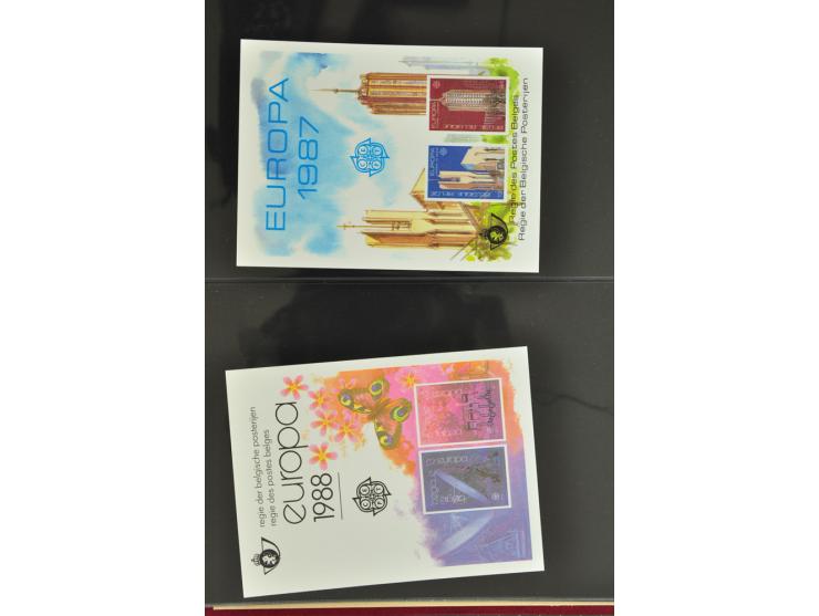 1950/2000, Großartige Spezialsammlung - Siehe beiligenden 8-seitigen Flyer
Für Abbildungen der kompletten Sammlung siehe www