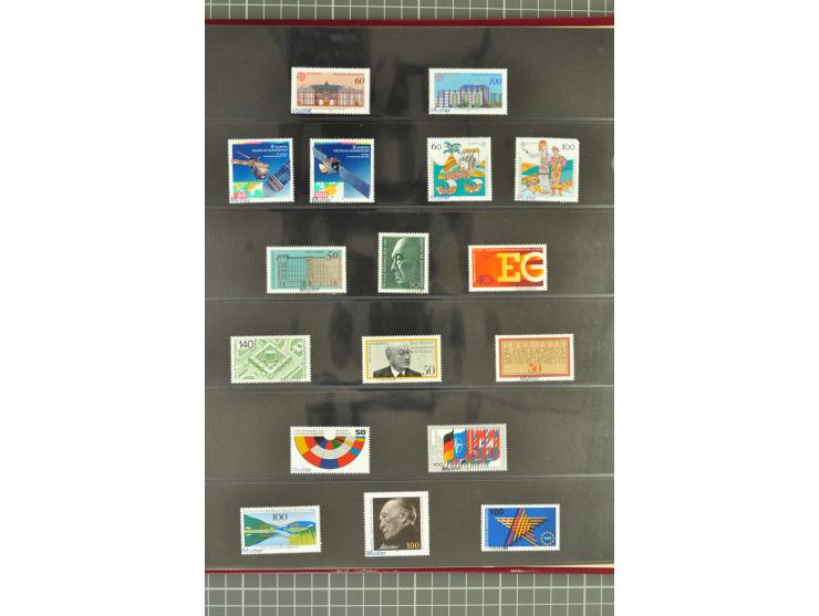 1950/2000, Großartige Spezialsammlung - Siehe beiligenden 8-seitigen Flyer
Für Abbildungen der kompletten Sammlung siehe www