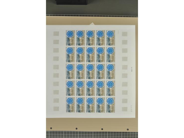 1950/2000, Großartige Spezialsammlung - Siehe beiligenden 8-seitigen Flyer
Für Abbildungen der kompletten Sammlung siehe www