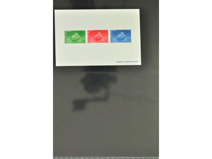 1950/2000, Großartige Spezialsammlung - Siehe beiligenden 8-seitigen Flyer
Für Abbildungen der kompletten Sammlung siehe www