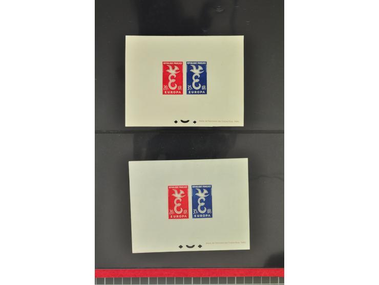 1950/2000, Großartige Spezialsammlung - Siehe beiligenden 8-seitigen Flyer
Für Abbildungen der kompletten Sammlung siehe www