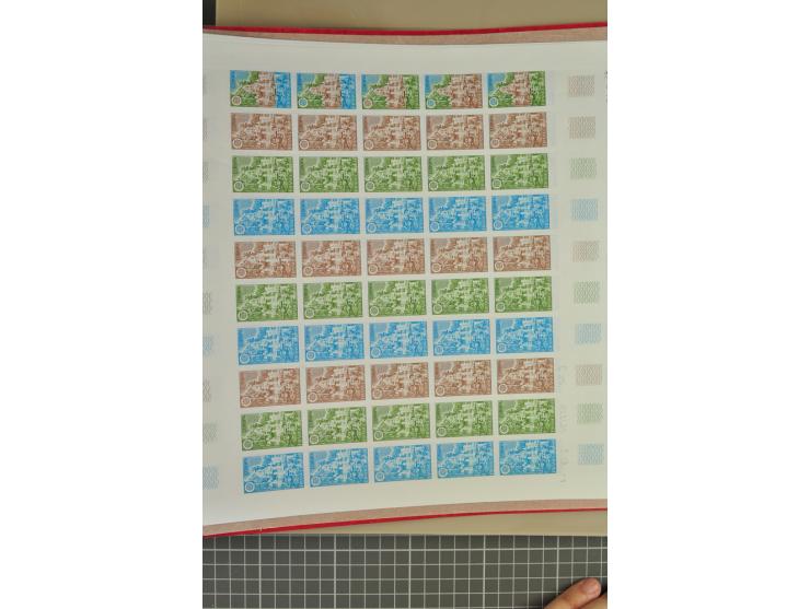 1950/2000, Großartige Spezialsammlung - Siehe beiligenden 8-seitigen Flyer
Für Abbildungen der kompletten Sammlung siehe www