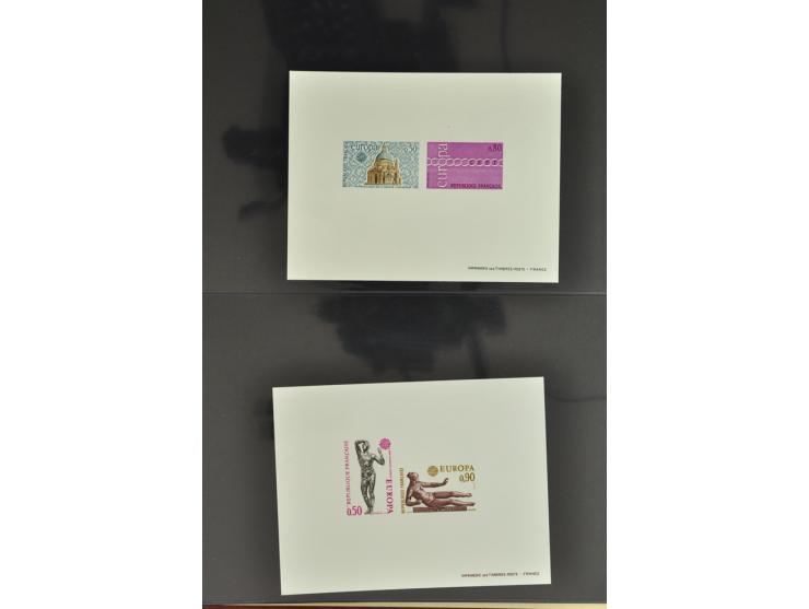 1950/2000, Großartige Spezialsammlung - Siehe beiligenden 8-seitigen Flyer
Für Abbildungen der kompletten Sammlung siehe www