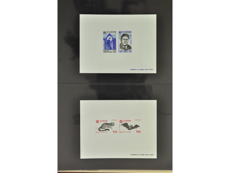 1950/2000, Großartige Spezialsammlung - Siehe beiligenden 8-seitigen Flyer
Für Abbildungen der kompletten Sammlung siehe www