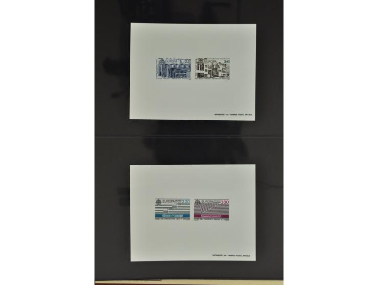 1950/2000, Großartige Spezialsammlung - Siehe beiligenden 8-seitigen Flyer
Für Abbildungen der kompletten Sammlung siehe www