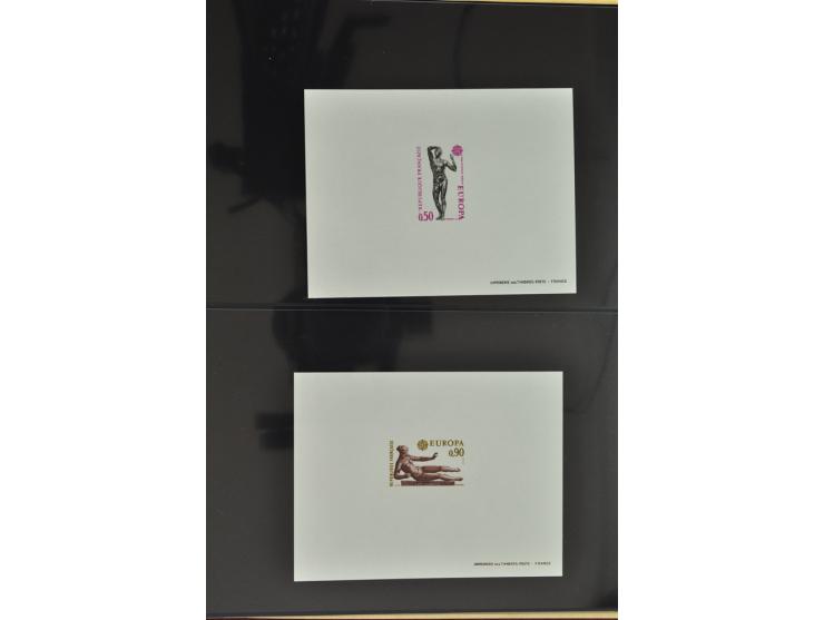 1950/2000, Großartige Spezialsammlung - Siehe beiligenden 8-seitigen Flyer
Für Abbildungen der kompletten Sammlung siehe www