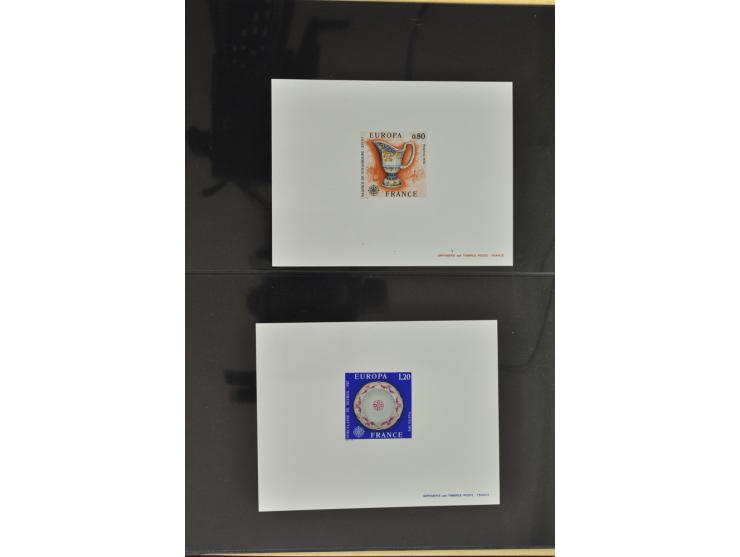 1950/2000, Großartige Spezialsammlung - Siehe beiligenden 8-seitigen Flyer
Für Abbildungen der kompletten Sammlung siehe www