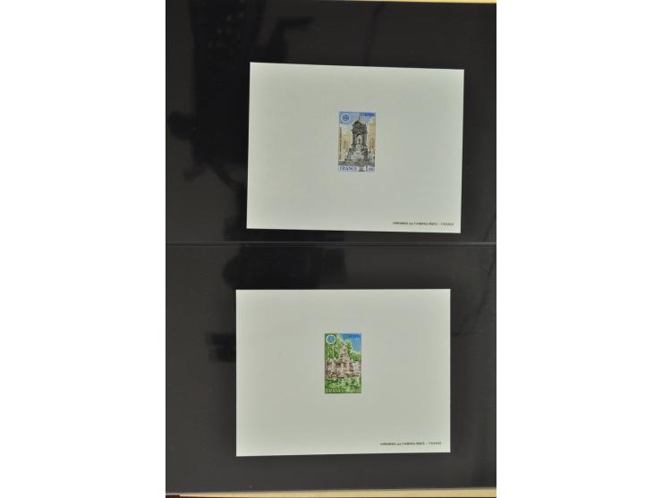 1950/2000, Großartige Spezialsammlung - Siehe beiligenden 8-seitigen Flyer
Für Abbildungen der kompletten Sammlung siehe www
