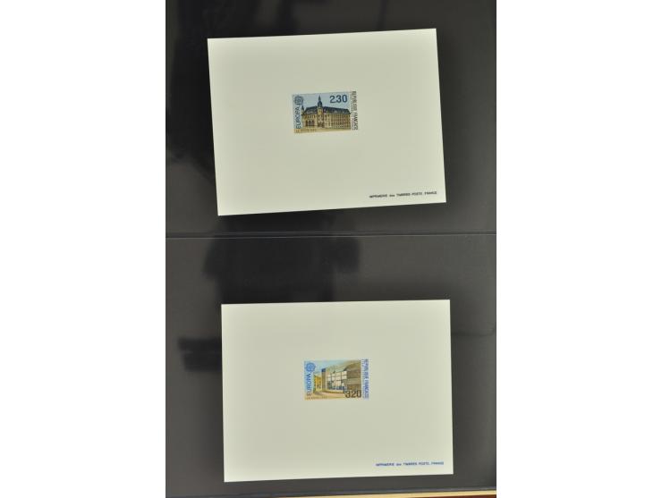 1950/2000, Großartige Spezialsammlung - Siehe beiligenden 8-seitigen Flyer
Für Abbildungen der kompletten Sammlung siehe www