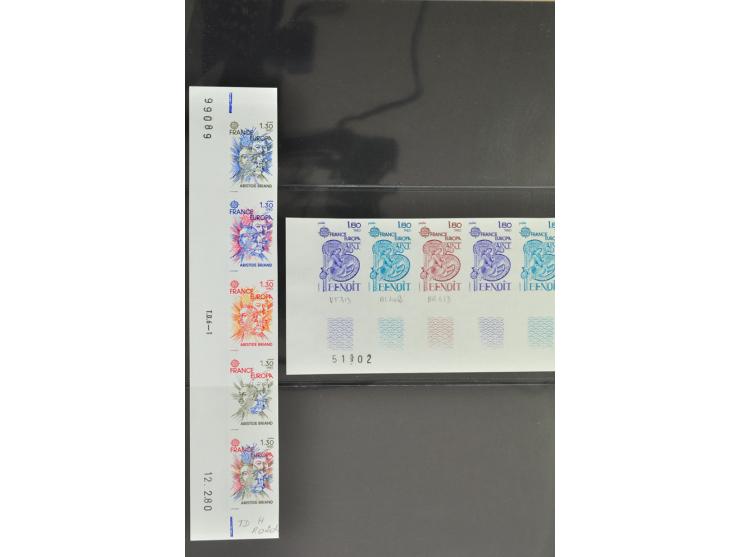 1950/2000, Großartige Spezialsammlung - Siehe beiligenden 8-seitigen Flyer
Für Abbildungen der kompletten Sammlung siehe www